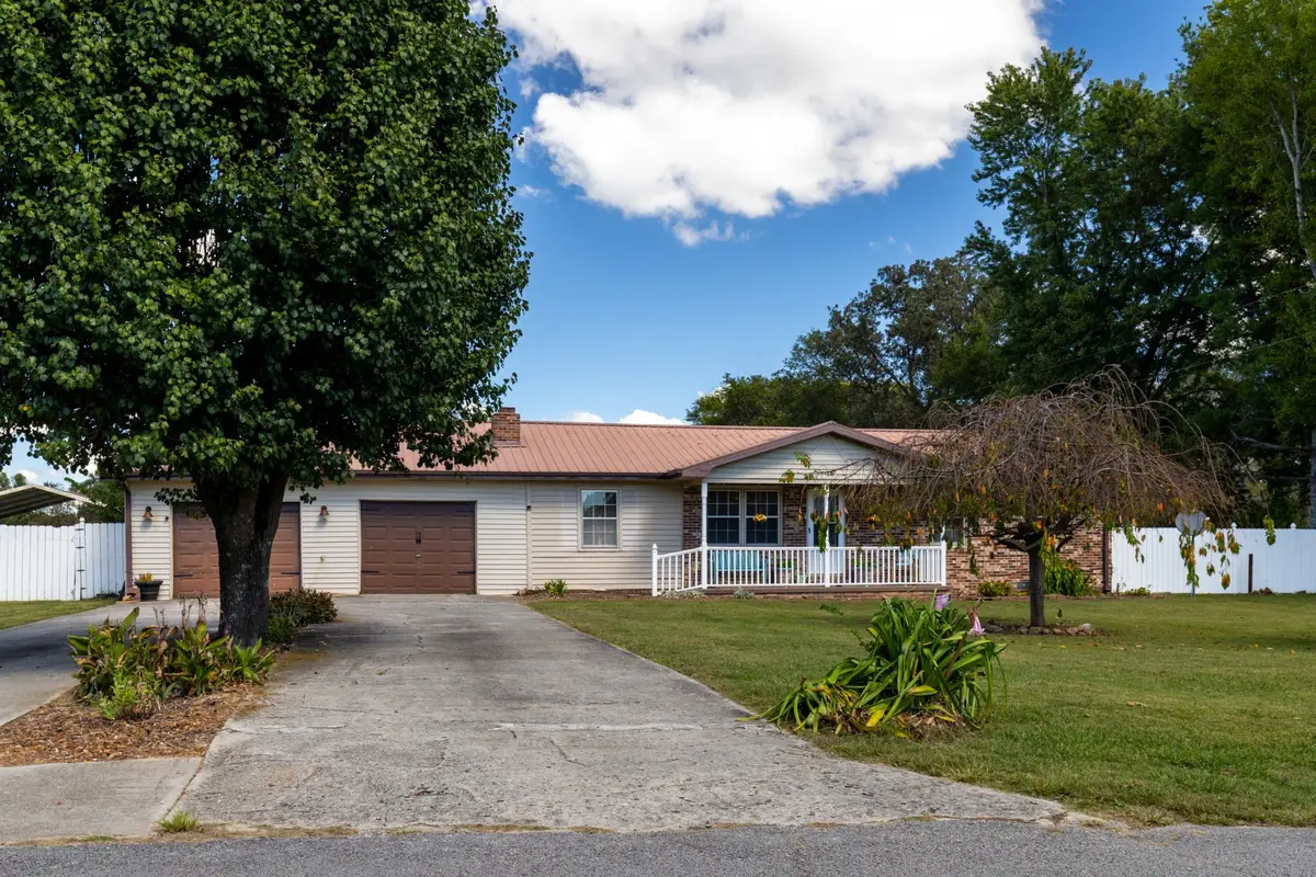 406 Asia Rd, Winchester, TN 37398 - Image #1