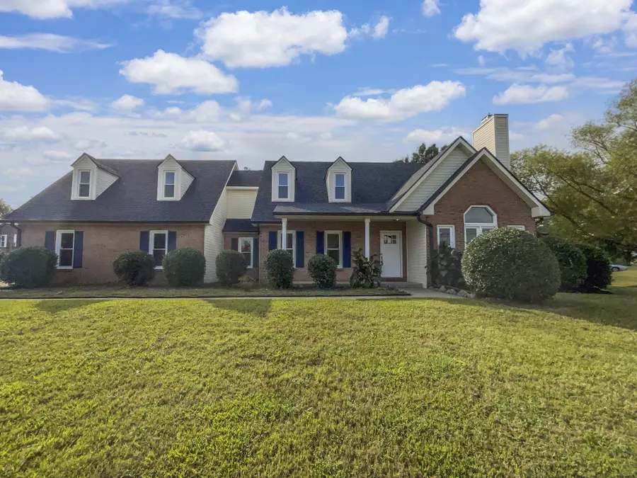 2592 Emerald Ct, Clarksville, TN 37042 - Image #2
