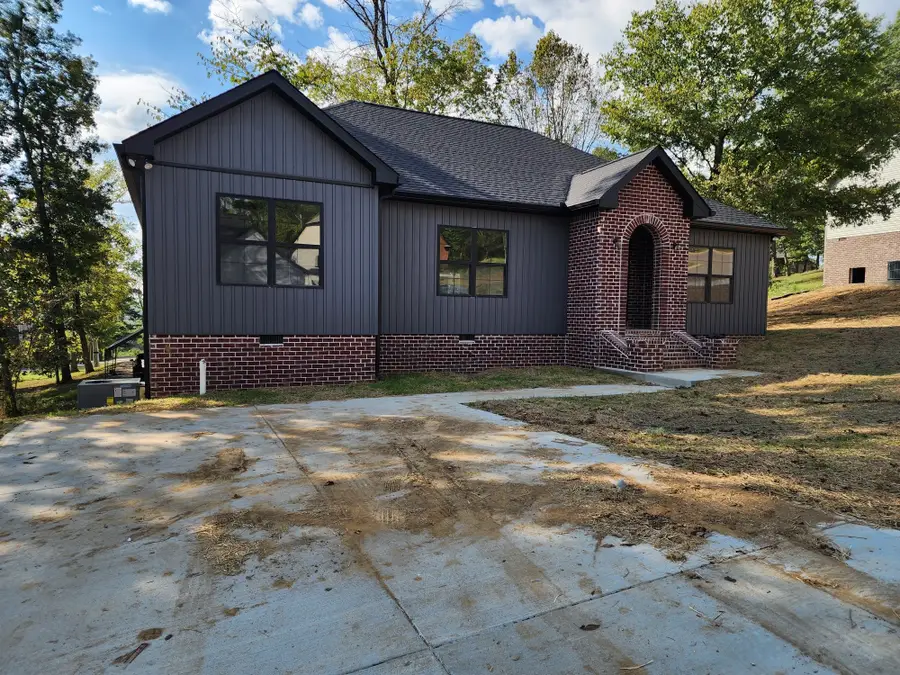 115 Acorn Ln, Hartsville, TN 37074 - Image #2