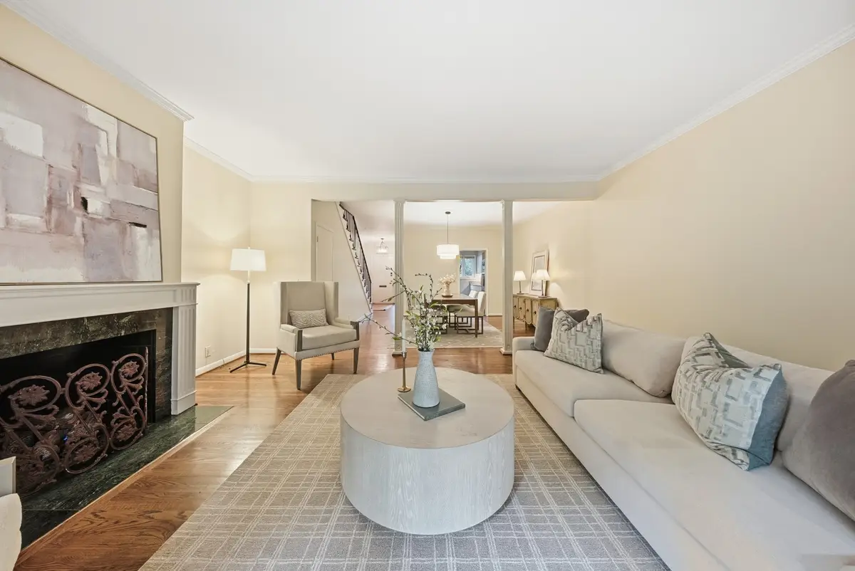 646 Timber Ln, Nashville, TN 37215 - Image #1