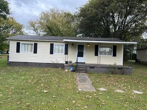 821 S Jefferson St, Tullahoma, TN 37388