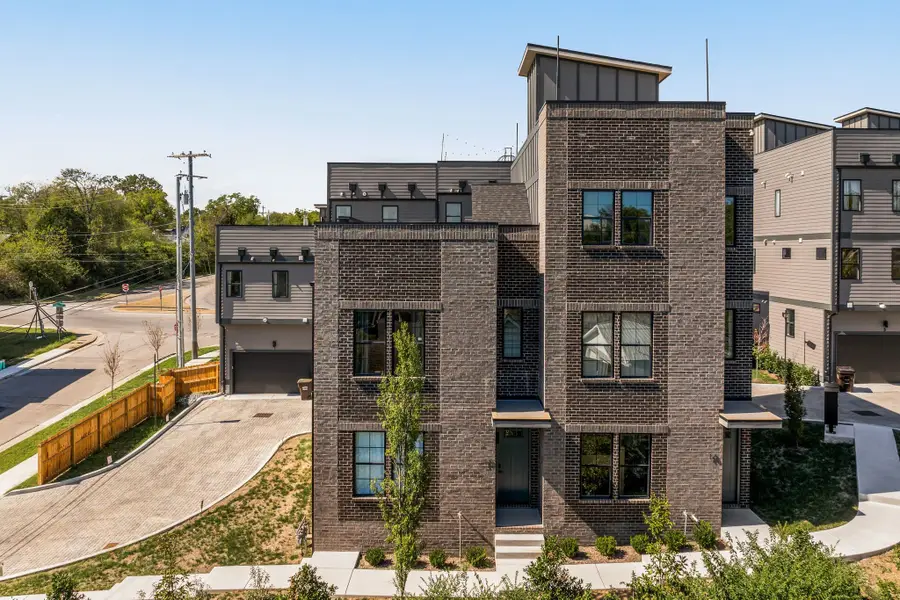 2000 S Hamilton Rd #17, Nashville, TN 37218 - Image #2