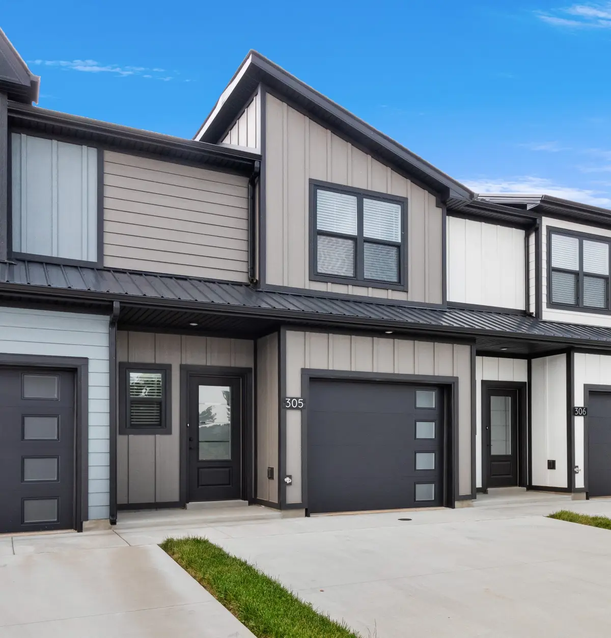 305 Jonathan Wade Circle, Clarksville, TN 37043 - Image #1