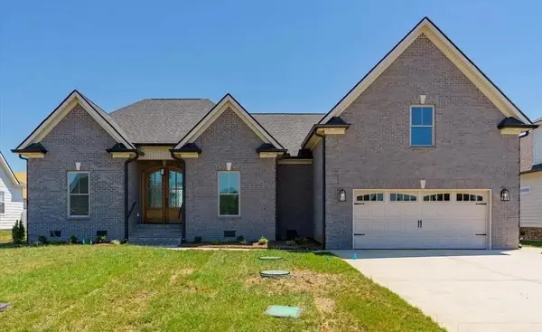 3023 Barretts Ridge Dr, Murfreesboro, TN 37130
