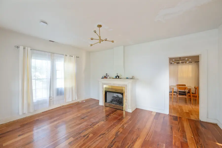 91 E 2nd St E, Parsons, TN 38363 - #3