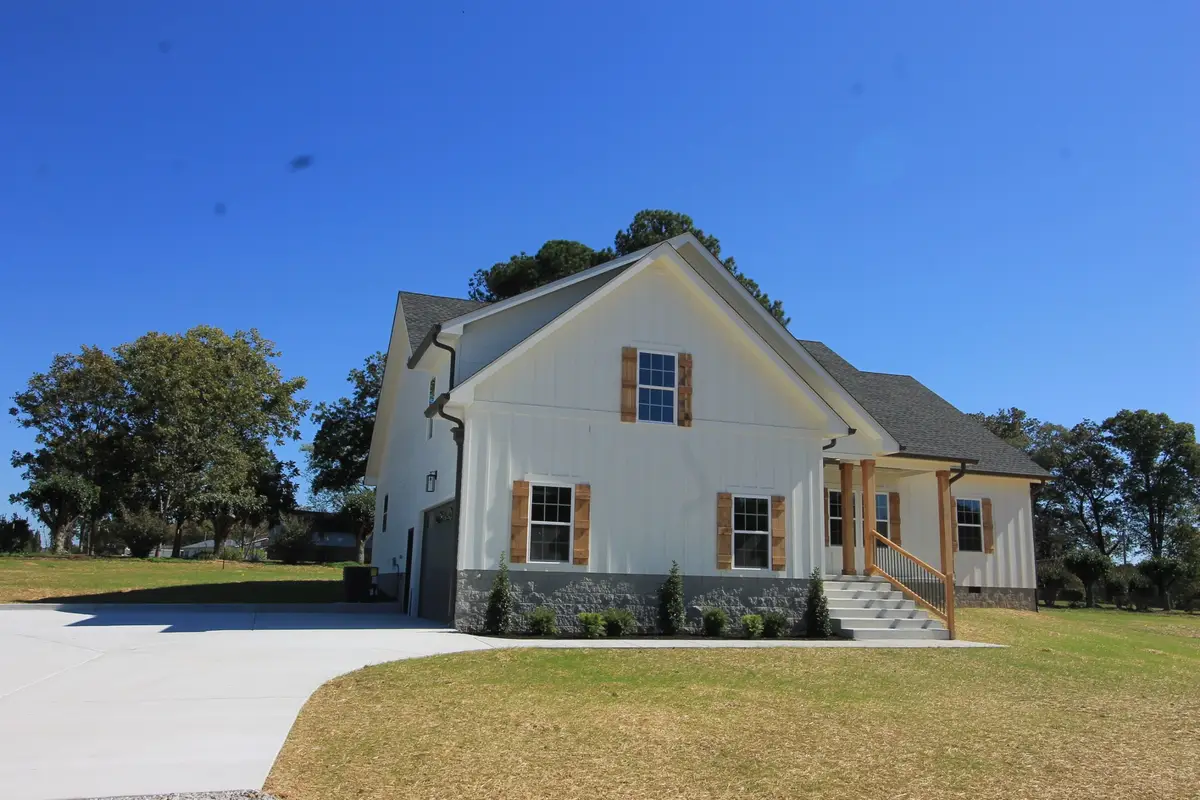 106 Grandview Drive, Manchester, TN 37355 - Image #1