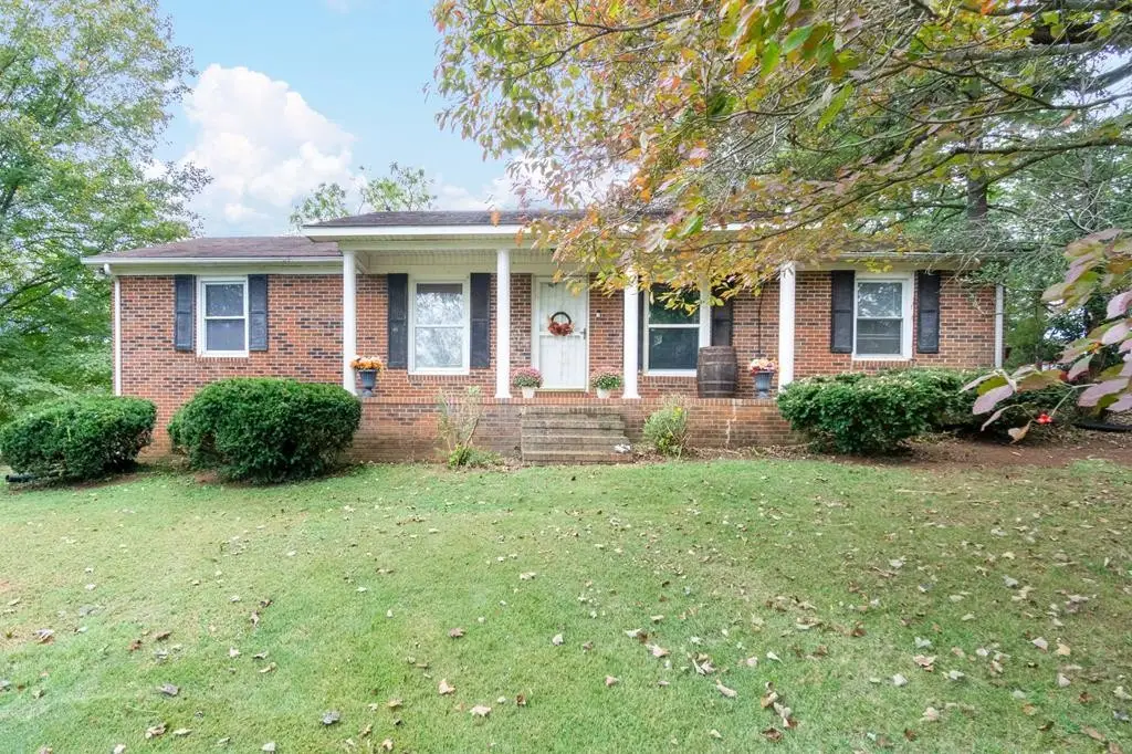 516 Heather Dr, Sparta, TN 38583 - Image #1