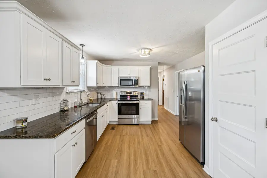 6903 Cooks Ave, Murfreesboro, TN 37129 - #3