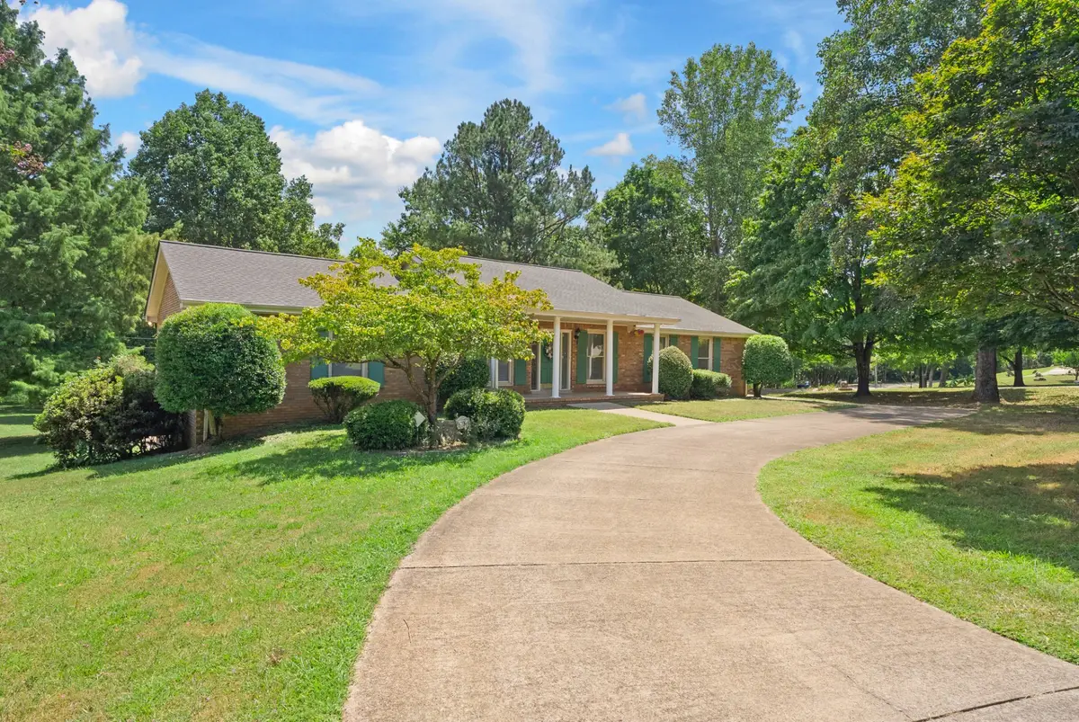 405 Kimberly Dr, Clarksville, TN 37043 - #1