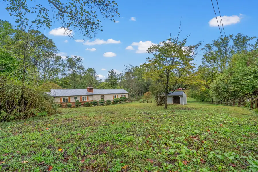 2938 Highway 48, Cunningham, TN 37052 - Image #2