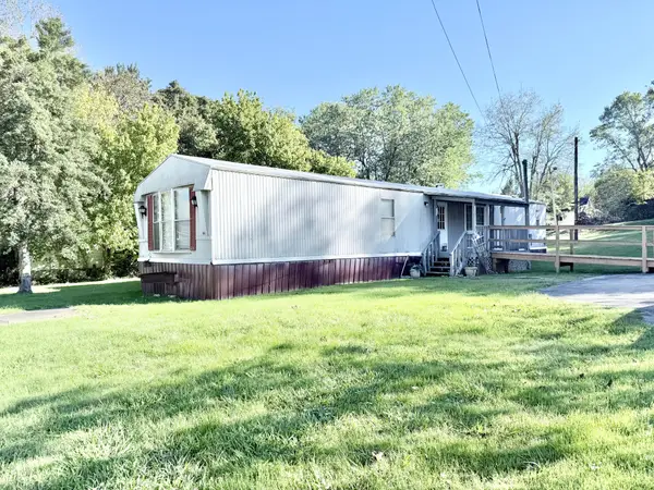 66 W Pine St, Nortonville, KY 42442