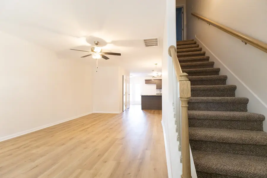 130 Quarry Point Dr, Clarksville, TN 37043 - Image #3