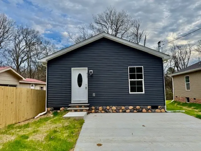 417 W Waggoner St, Tullahoma, TN 37388 - Image #1