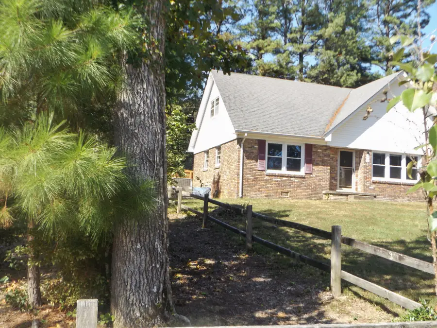 303 Shady Ln, Lawrenceburg, TN 38464 - Image #3