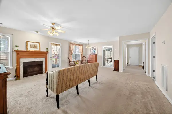 24 Holland Park Ln, Franklin, TN 37069