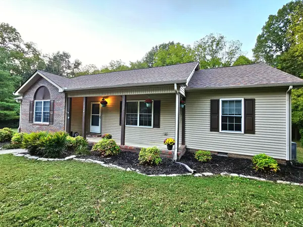 2524 Distillery Rd, Greenbrier, TN 37073