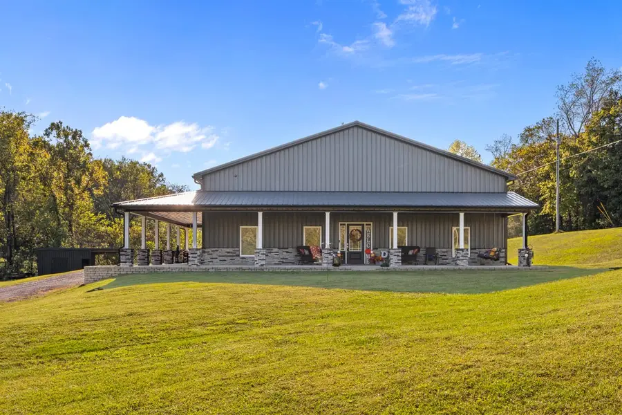 3950 Budds Creek Rd, Cunningham, TN 37052 - Image #2