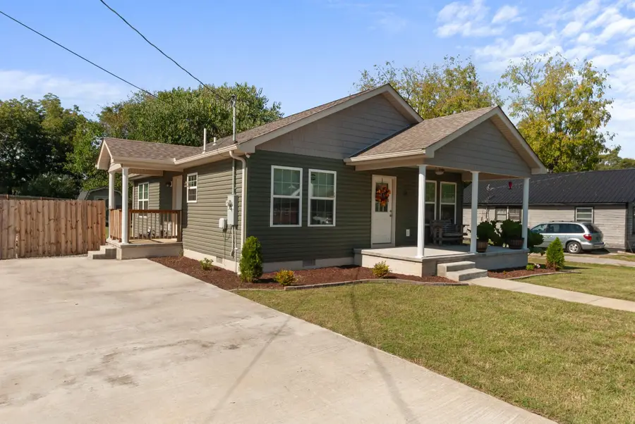 409 Kiwanis Ave, Fayetteville, TN 37334 - #3