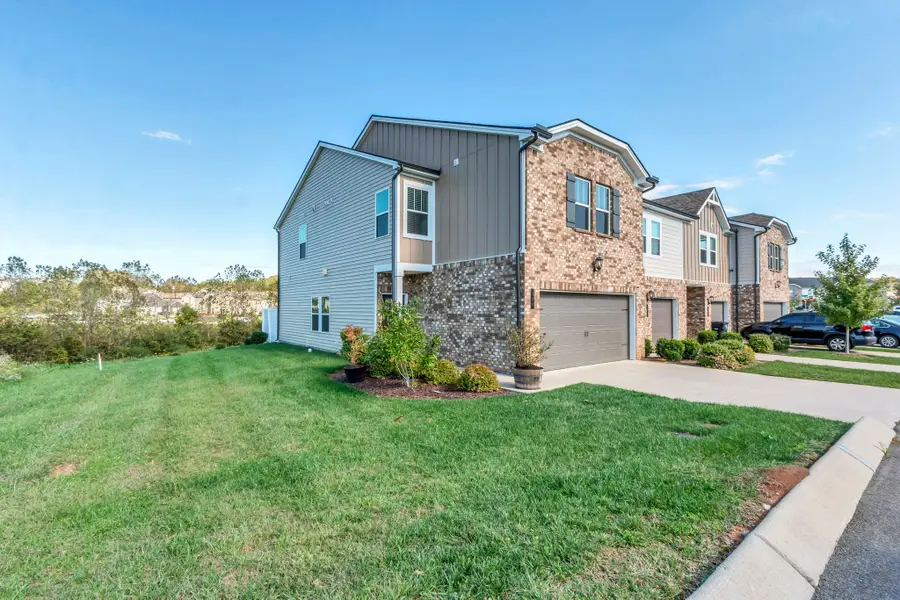 366 Coleman Ct, Columbia, TN 38401 - Image #2