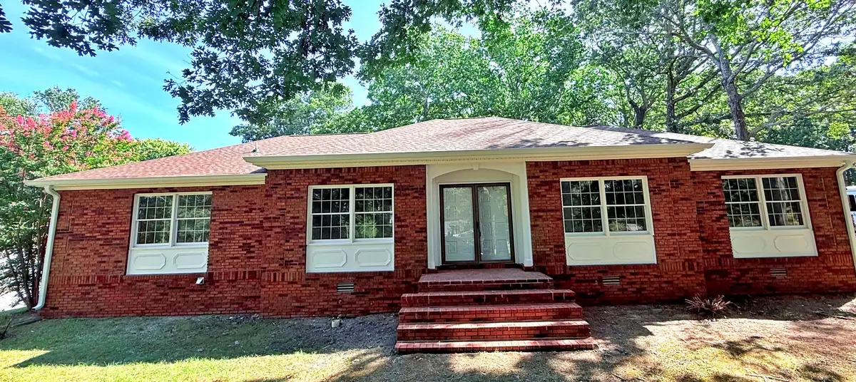 1414 Hillwood Cir, Lafayette, TN 37083 - Image #1