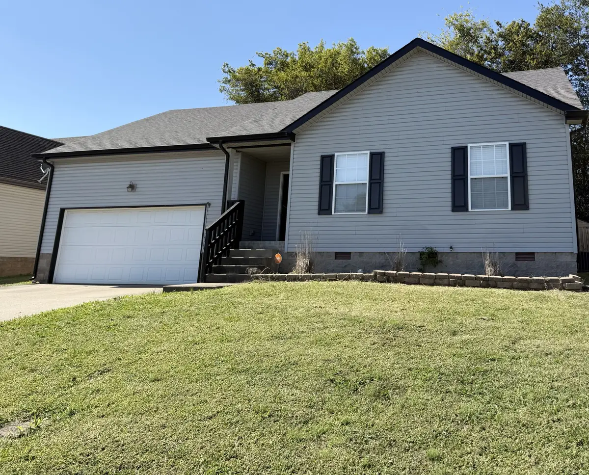 1354 Whitt Ln, Clarksville, TN 37042 - #1