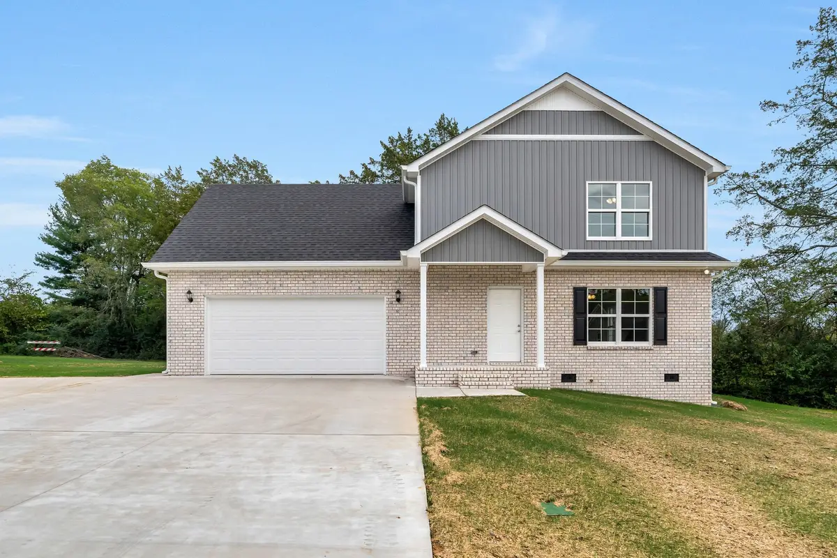 401 Doak Rd, Manchester, TN 37355 - Image #1