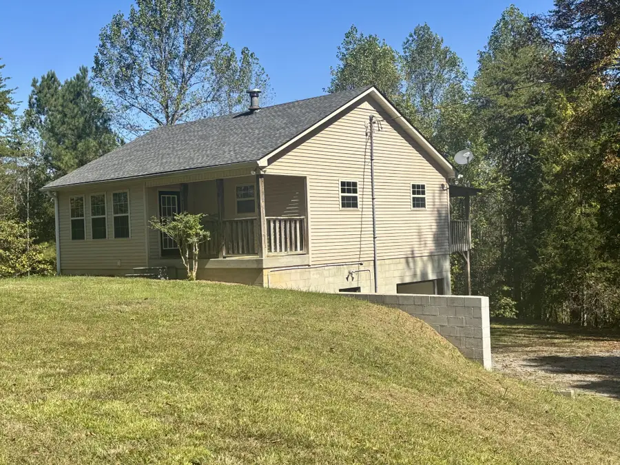 2917 Obie Adcock Rd, Smithville, TN 37166 - #2