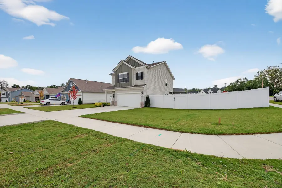 1002 Village Ct, Burns, TN 37029 - Image #3