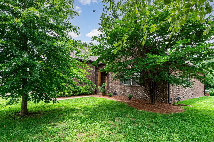 212 Hickory Pointe Dr, Lebanon, TN 37087 - #2