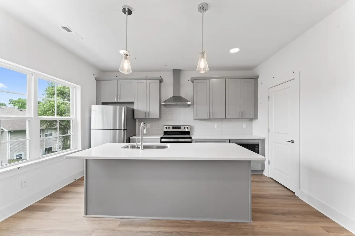 708 N Dupont Ave, Madison, TN 37115 - Image #1