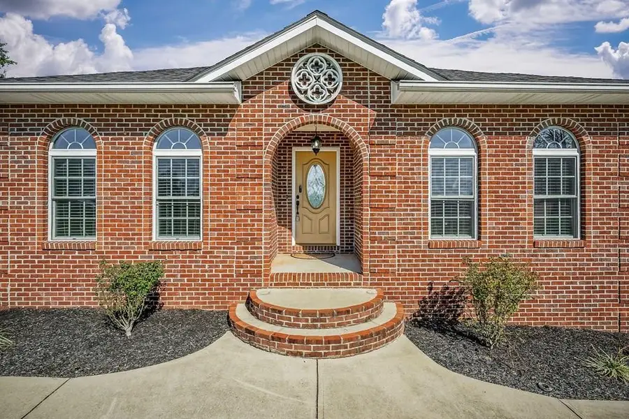 1945 Golden Mountain Rd, Sparta, TN 38583 - Image #2