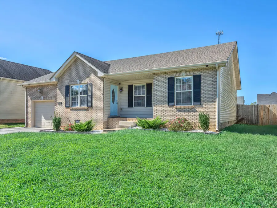 2526 Centerstone Cir, Clarksville, TN 37040 - #3