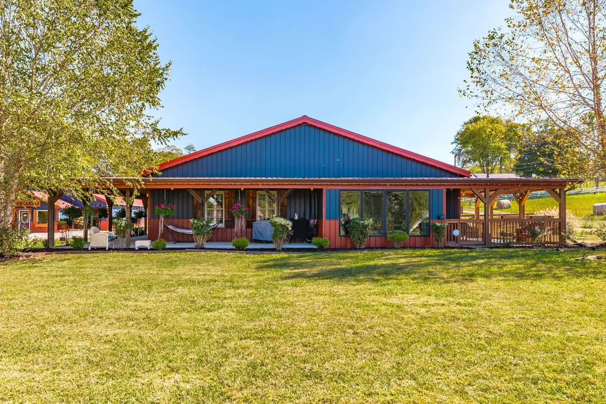 932 Tyree Springs Rd, White House, TN 37188 - Image #1