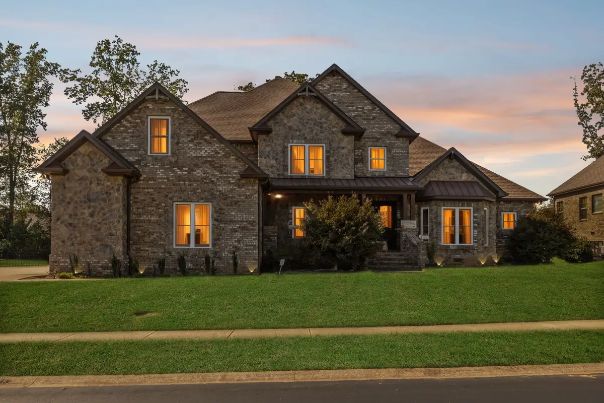 152 Copperstone Dr, Clarksville, TN 37043 - #1