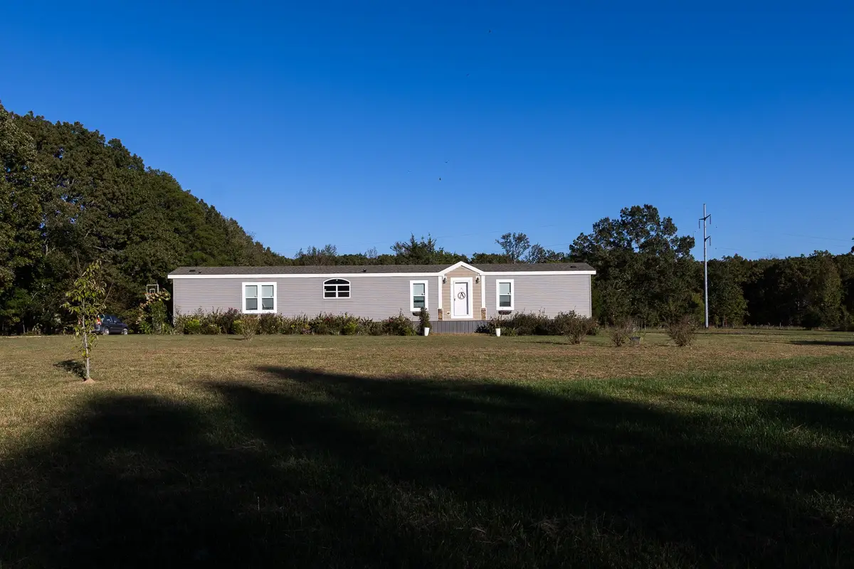 307 Swiss Colony Rd, Hohenwald, TN 38462 - Image #1