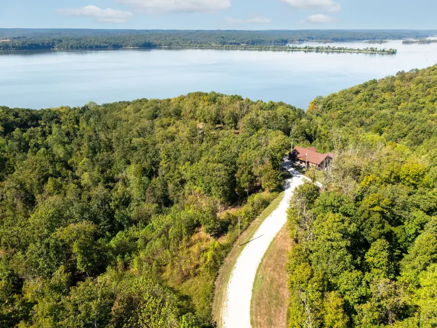 27 Vista Ridge Dr, Stewart, TN 37175 - #2