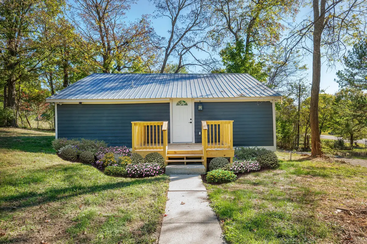 105 Mount Moriah Church Rd, Portland, TN 37148 - Image #1