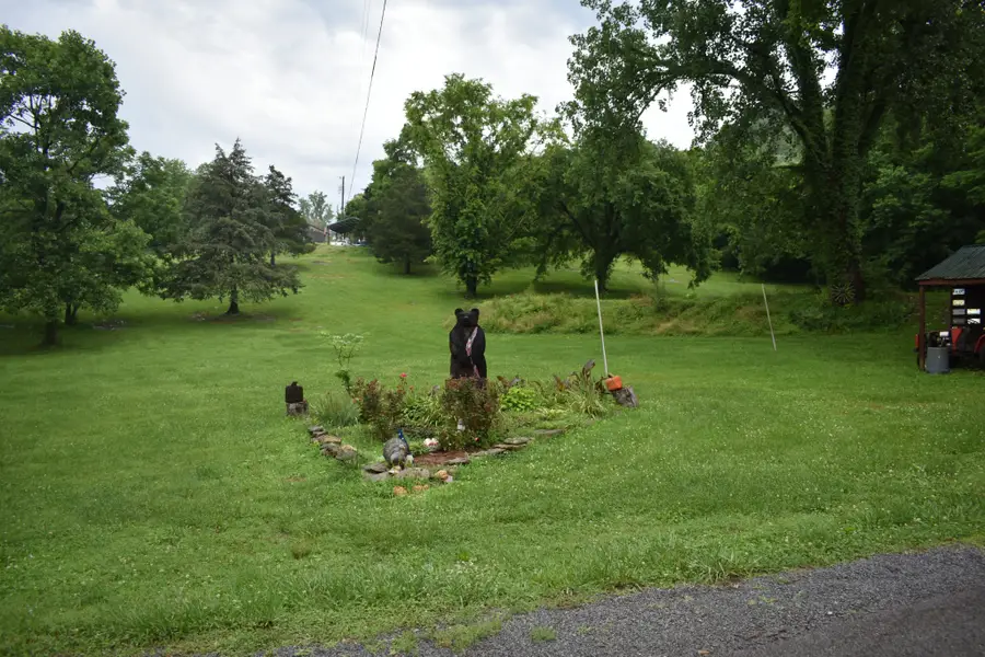 400 Forrester Hollow Ln, Granville, TN 38564 - Image #2