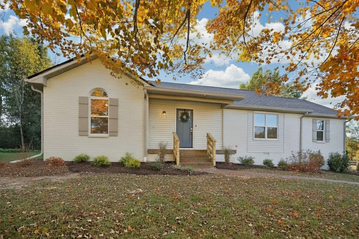 3078 Old Greenbrier Pike, Greenbrier, TN 37073 - Image #1