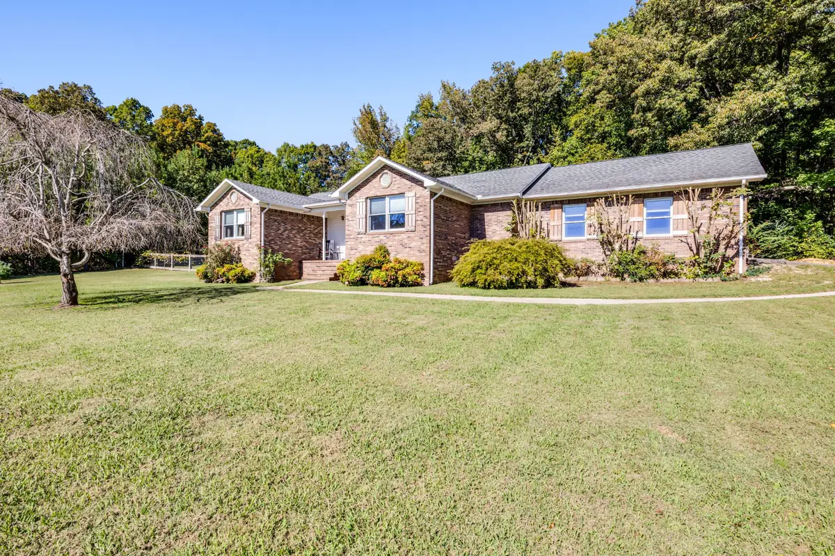 160 Ginger Ln, Camden, TN 38320 - Image #1