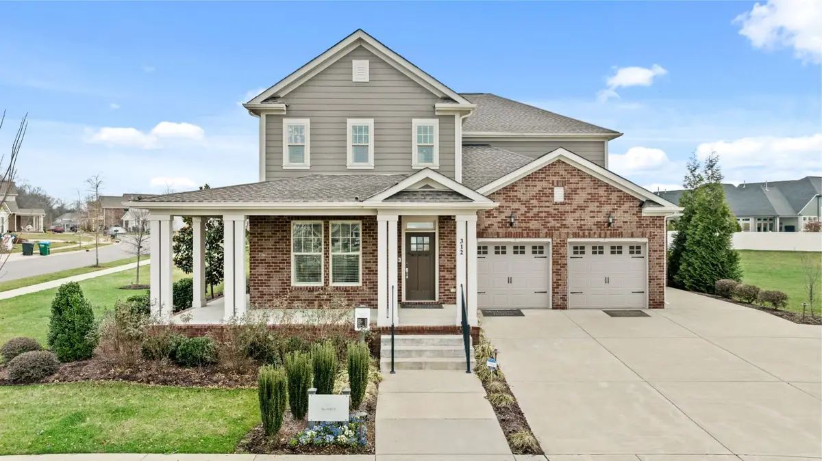 312 Whispering Pines Ln, Hendersonville, TN 37075 - Image #1