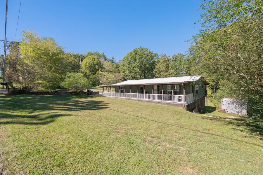 280 Evans St, Parsons, TN 38363 - #2