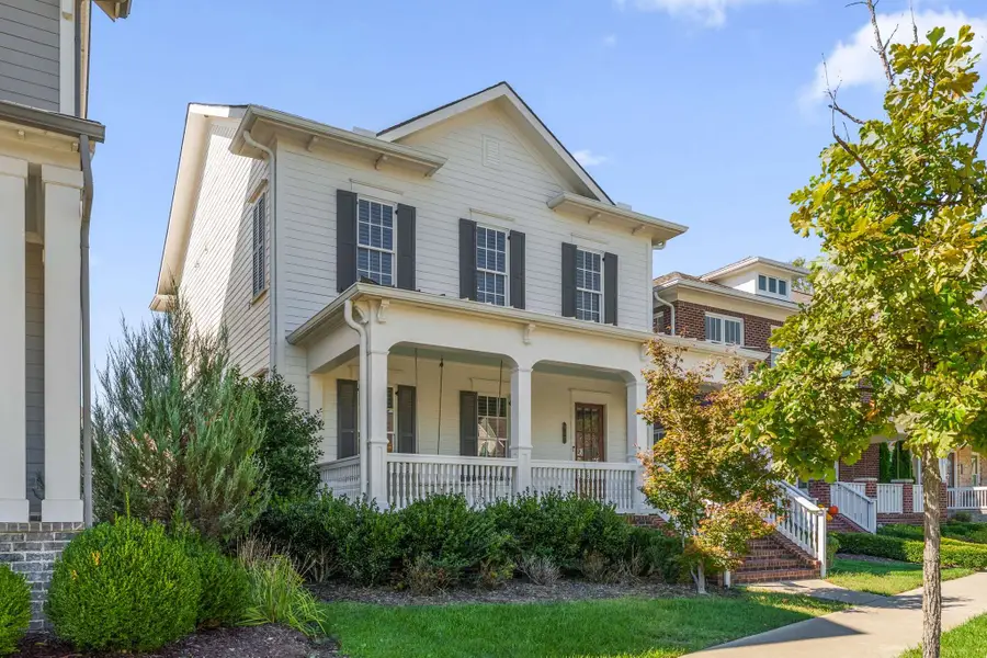 917 Dauphine St, Nashville, TN 37221 - #3