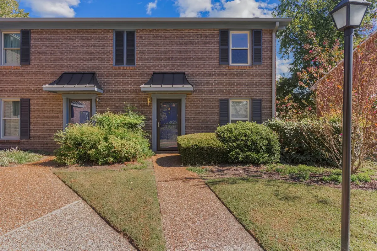 313 Westfield Dr, Nashville, TN 37221 - Image #1