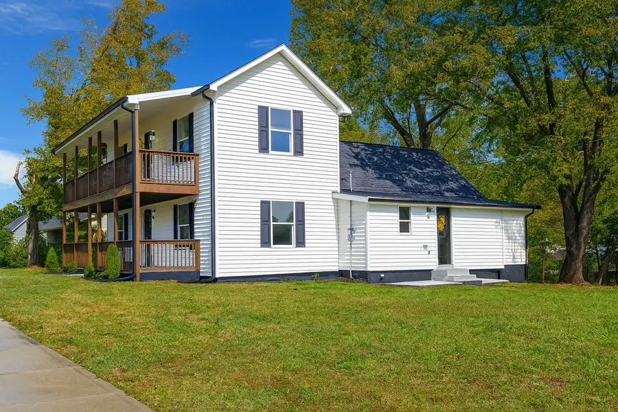 212 Sylvis St, Dickson, TN 37055 - Image #2