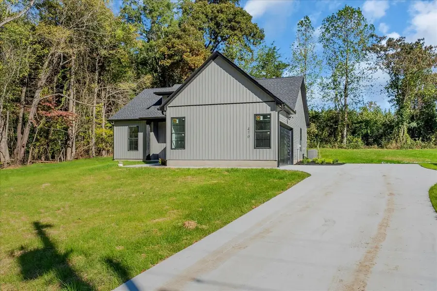 470 Sherwood Dr, McMinnville, TN 37110 - #2