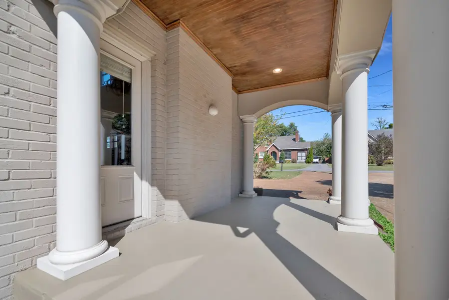 1016 Carolyn Ave, Nashville, TN 37216 - Image #2