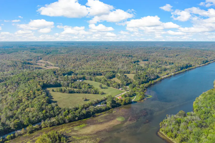 537 Saddleback Dr, Dover, TN 37058 - Image #2