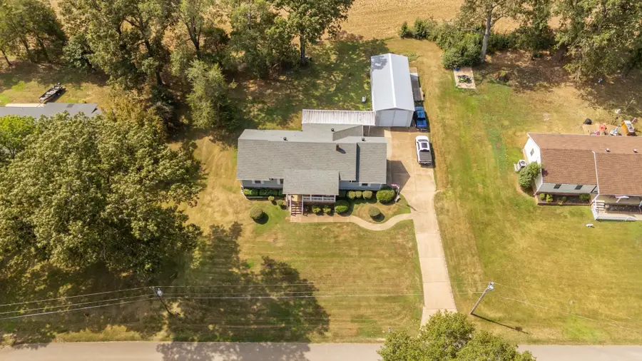 120 Dawn Ln, Savannah, TN 38372 - #3