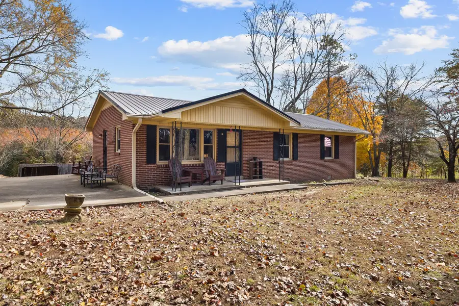 948 N Brace Rd, Summertown, TN 38483 - Image #2